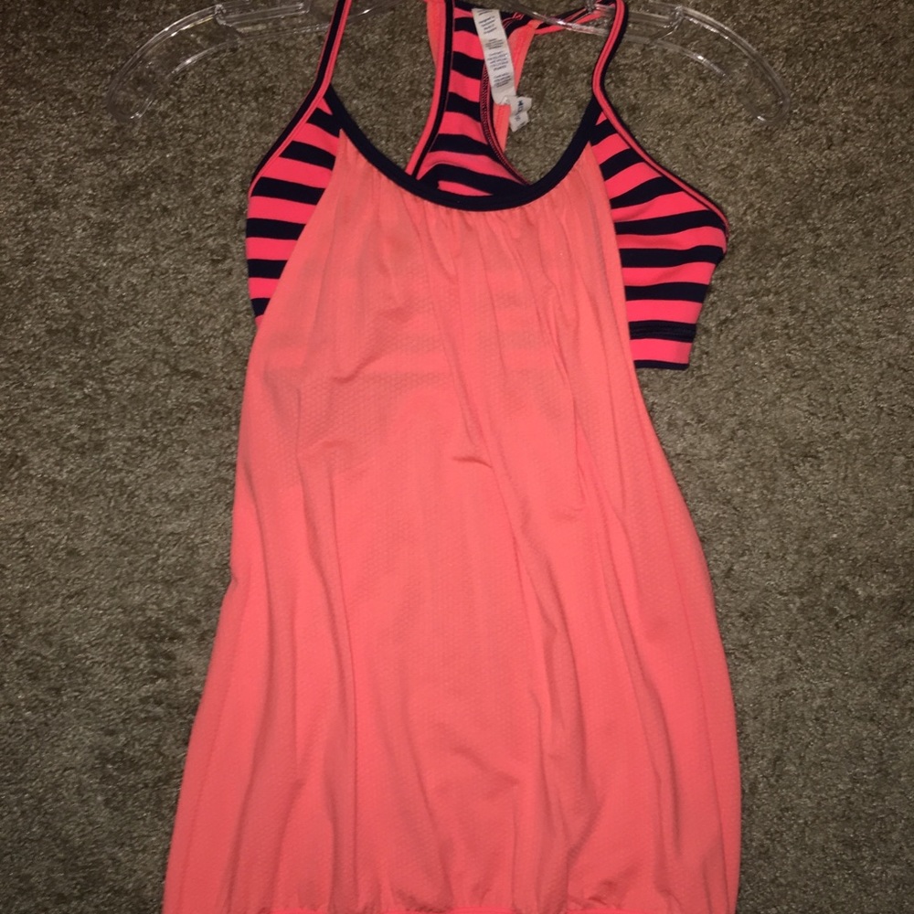 Lululemon coral tank